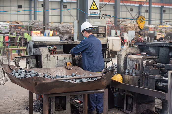 敦煌网架锥头车间